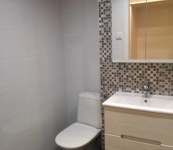 Arctic Home, In The Centre, Free Parking